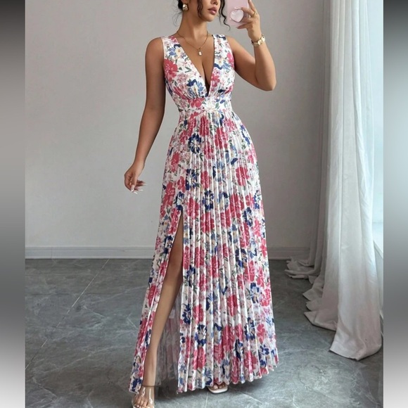 Elegant Blue and Red Floral Maxi Dress